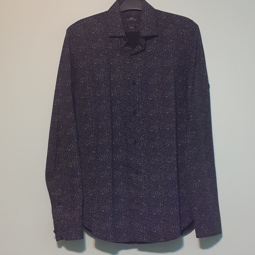 MOSS London Men Small Slim Fit Shirt in Black/white dot prints. Formal/Casual